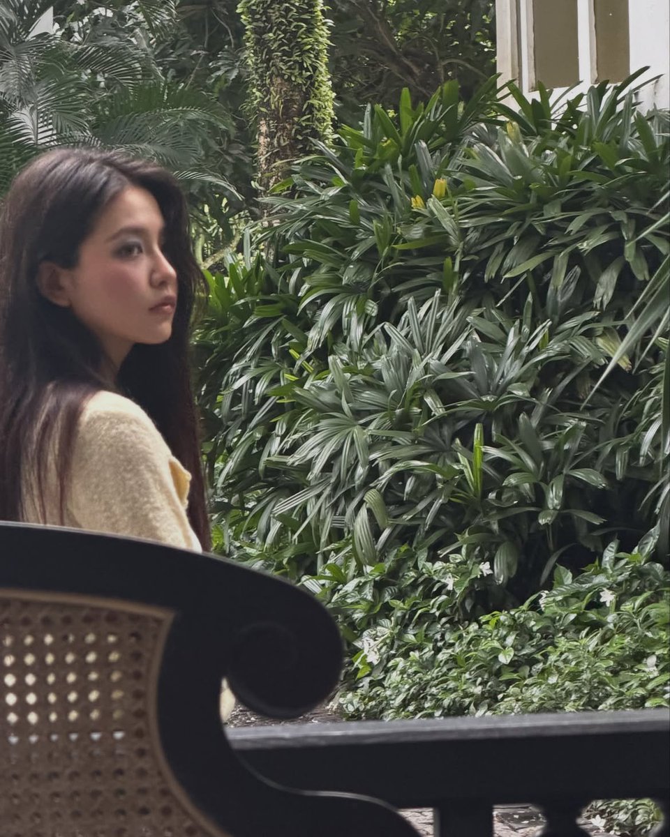 kimyerimvibes's tweet photo. KIM YERIM at the JW Marriott hotels Vietnam 🇻🇳 https://t.co/xYVCdyzeVw