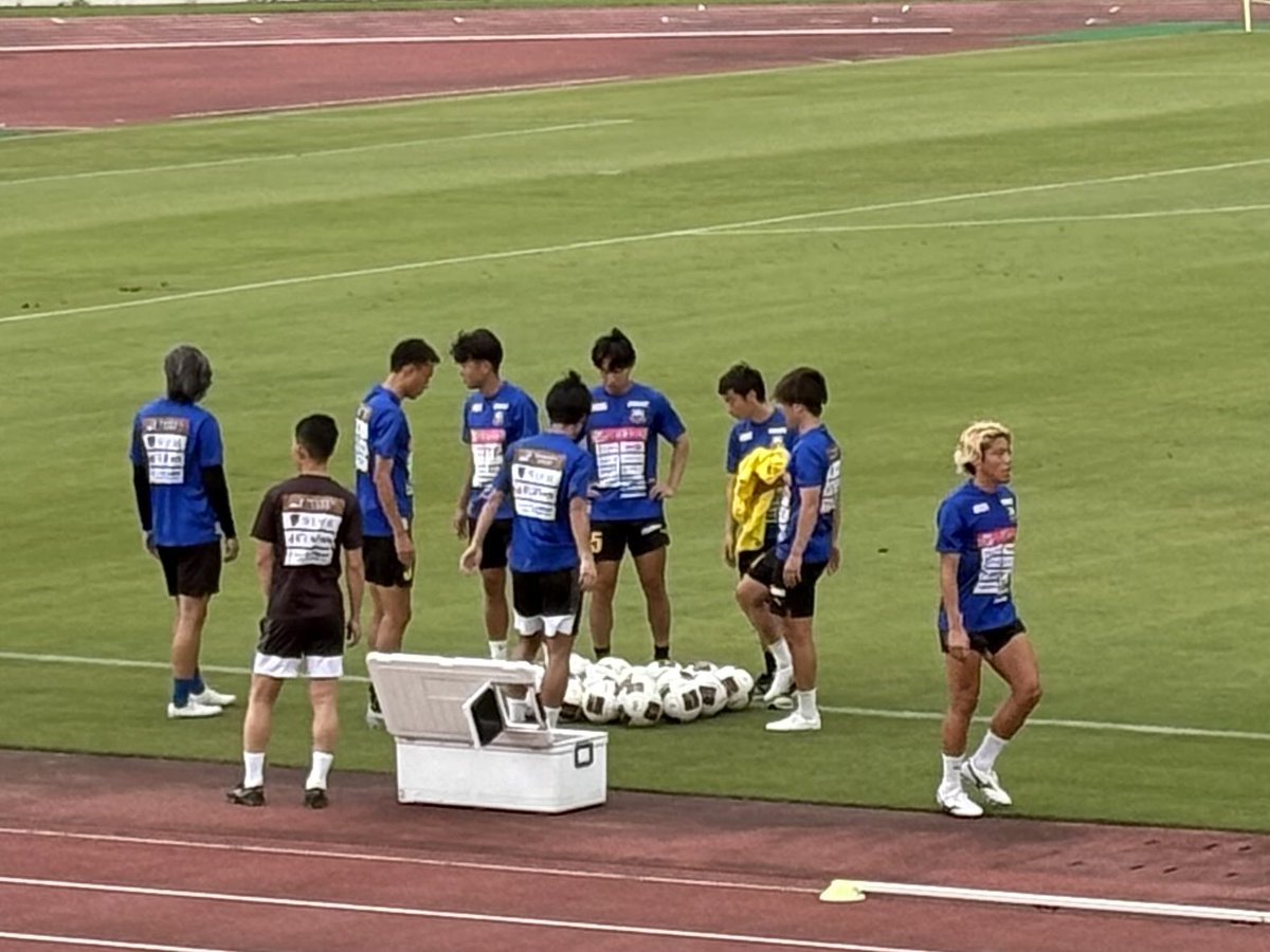 1010maybe's tweet photo. 地元のチーム⚽️観に来た😃 https://t.co/4iYQ8EvPkI