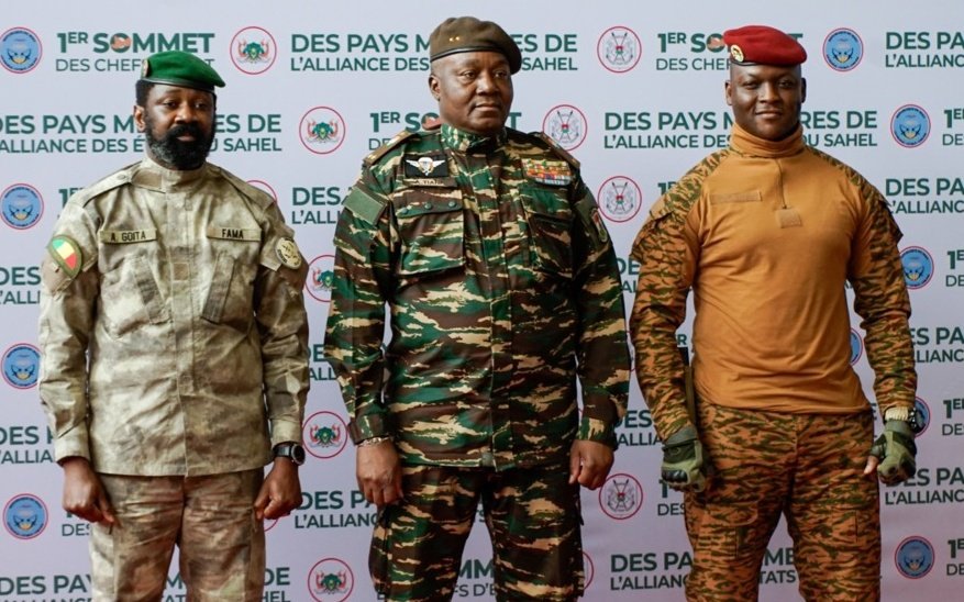 Currentreport1's tweet photo. JUST IN:

Burkina Faso, Mali and Niger have officially begun the process of withdrawing from the International Criminal Court.

The three countries say the ICC is an instrument of "neocolonial repression" and is biased against African nations. https://t.co/AXvEAUjLkf