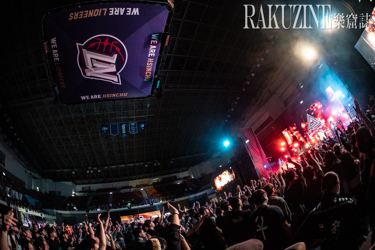 RAKUZINE's tweet photo. ✨LIVE REPORT / INTERVIEW✨
【2026 風神祭】ROOKiEZ is PUNK’D 湧現鮮明青春回憶、燃燒最強搖滾熱血

記事全文 https://t.co/rUFmnRaVfi

@_ROOKiEZ_ #風神祭 https://t.co/QGs7GZmnHh