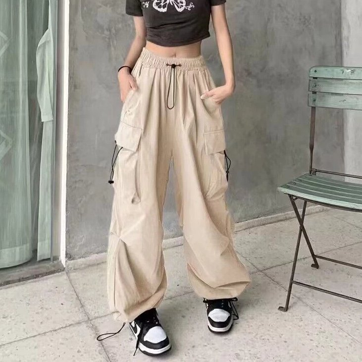 cloudmimi2's tweet photo. Stop scroll! 👀✋

Cloud kembali dengan rekomendasi cargo pants buat kamu yang lagi cari celana cargo yang cakep, simpel, dan gampang dipaduin sama berbagai outfit.

Siapa tahu ada yang langsung masuk wishlist kamu 🩵✨

#racunshopee https://t.co/K2awhs3PW8