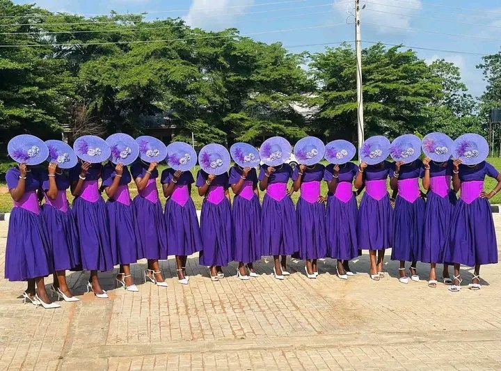 web3jumokee's tweet photo. Modesty isn't boring. https://t.co/IJpmjeVs51