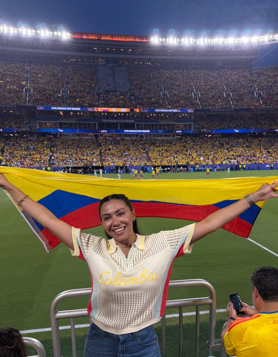 TheMiamiApe's tweet photo. C O L O M B I A A A 🇨🇴

Seeing my country play in the World Cup for the first time, singing our himno with millions of others, celebrating a win, and sharing it all with my mom, brother and cousin!  This last-minute 24-hour trip has been such an incredible adventure.

Beyond grateful for this! Thanks @vohvohh for thinking of me and  @Morefious_ @Predictstreet for making it all happen!
