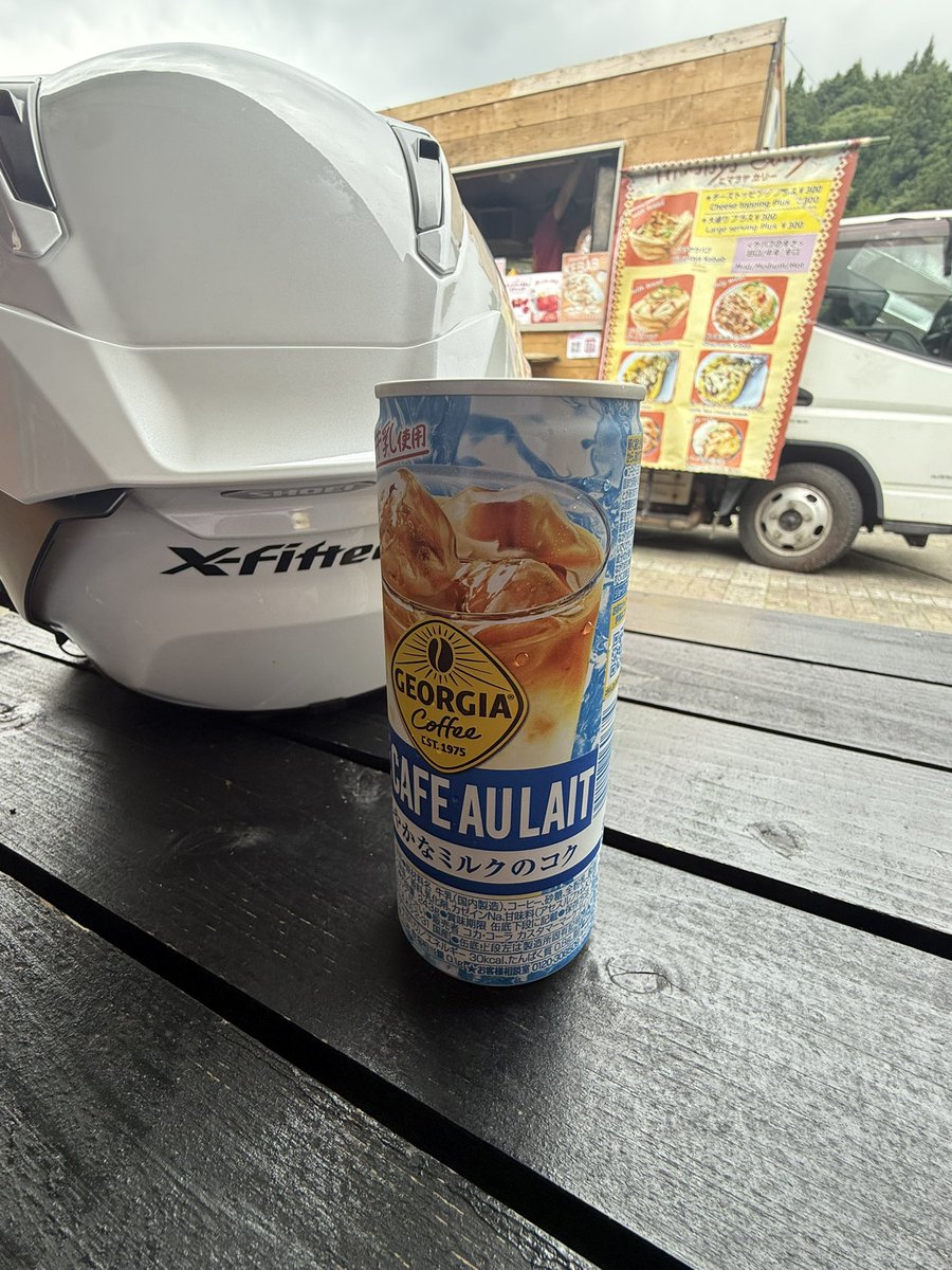ysk_R7's tweet photo. エンジンオイル買いに行くだけのつもりが道志まで来てしまった… https://t.co/xlwTTlEU9m