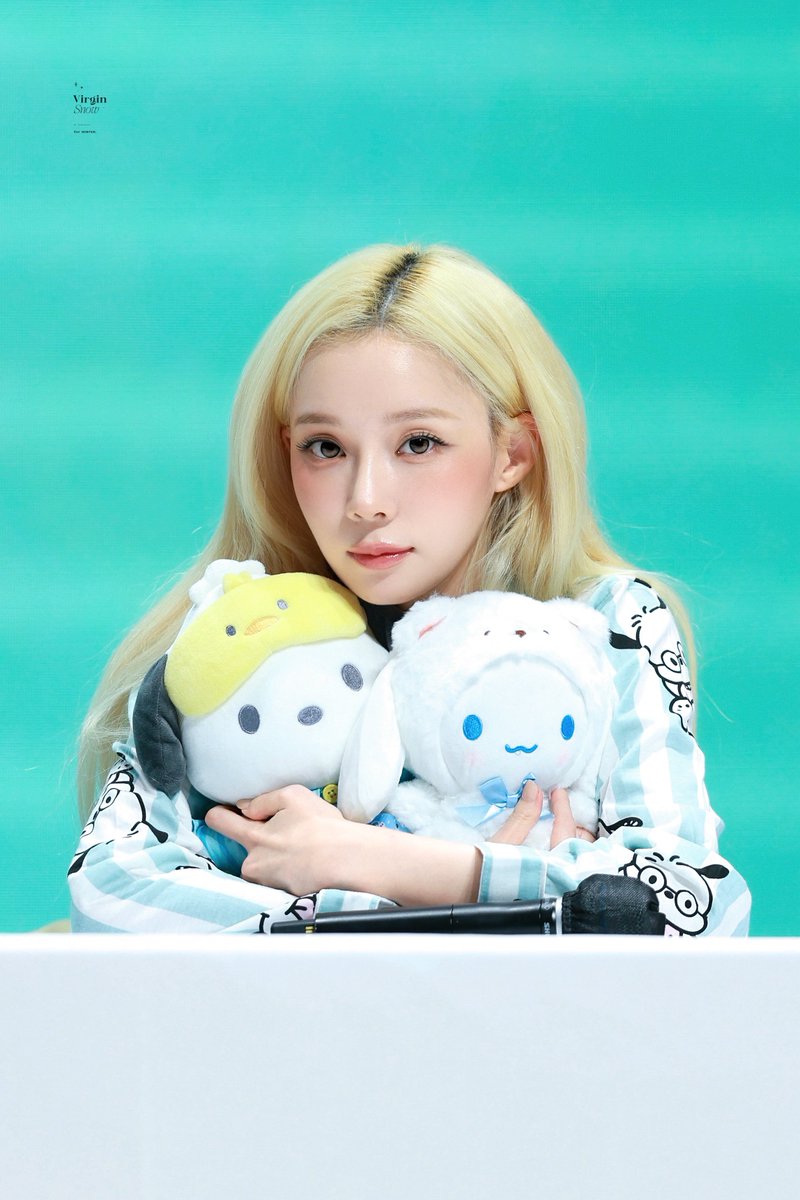VirginSnow0101's tweet photo. 260704

#WINTER #윈터
#aespa #에스파 https://t.co/gW4Z4FZ6c8