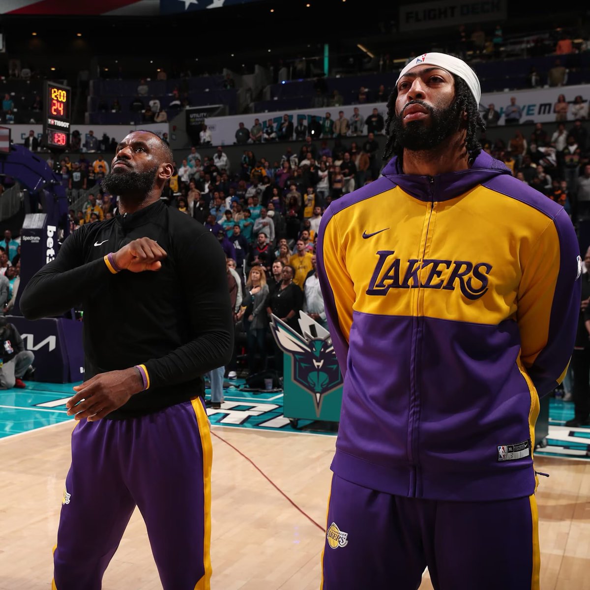 browlegacy's tweet photo. Day 1 to the very end. More than a teammate—you’ve always been my brother, my best friend, my ride or die. We’ve been through every battle together, and I wouldn’t want anyone else in my corner. Love always, Bron. 🤞🏾💜💛 https://t.co/suiHiUJrxl