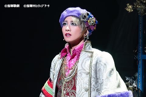 sptv_enta's tweet photo. ／
TV初放送！
『VIOLETOPIA（’24年星組・宝塚・千秋楽）』
出演：礼真琴、舞空瞳、暁千星
＼

「場所・郷」を意味する「TOPIA」に、「Violette（スミレ）」が110年咲き続ける劇場、Takarazuka。
宝塚歌劇110周年の華やかな幕開けを祝うレビュー作品

7/12(日)00:45〜
TAKARAZUKA SKY STAGE
#スカパー https://t.co/5GgciVqDWs