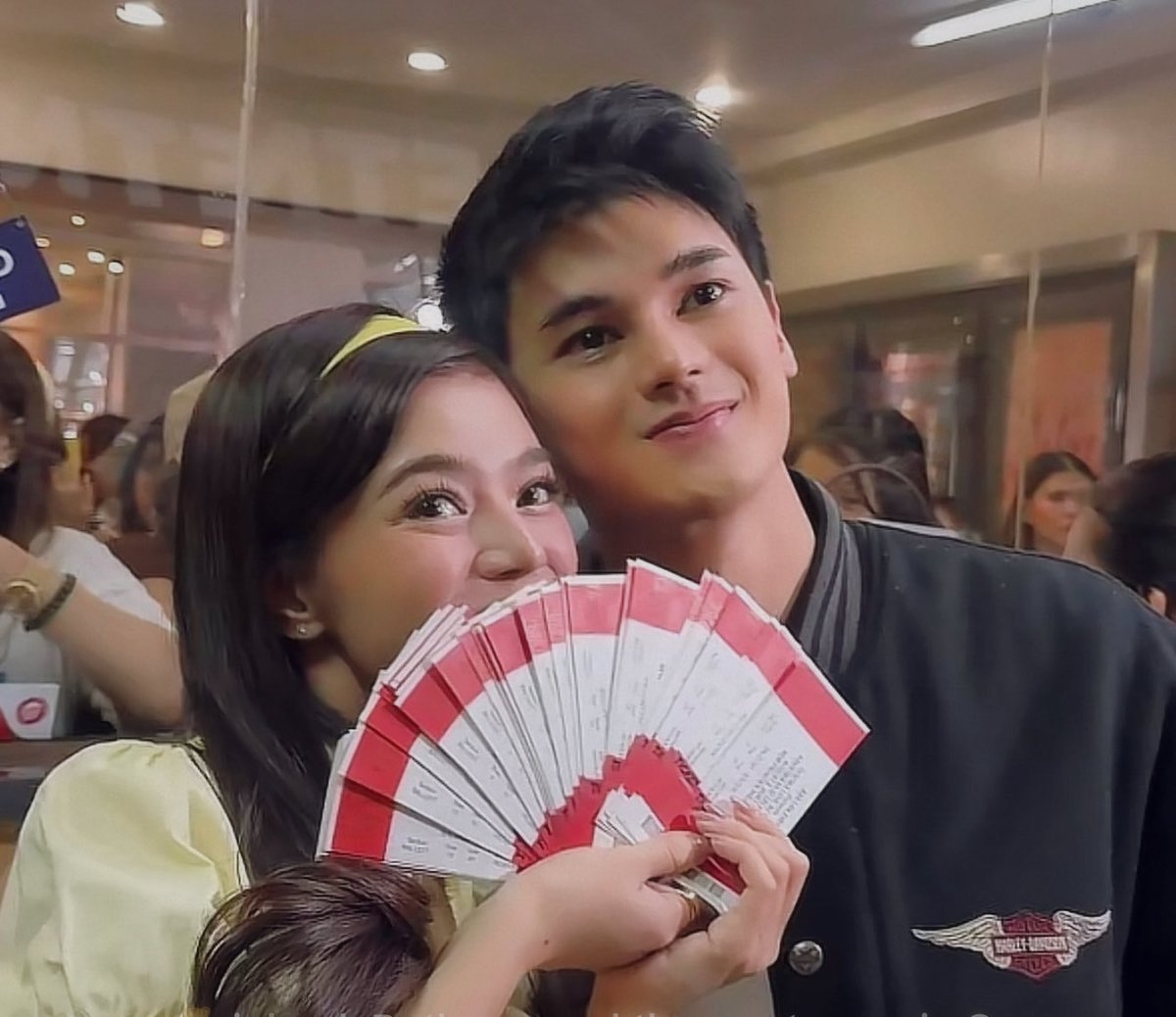 dustinforbianca's tweet photo. yaaaaay!!!!!! ♡

DUSBI TICKET SELLING
#DustBiaLoveActually https://t.co/qtVa1WVBrt