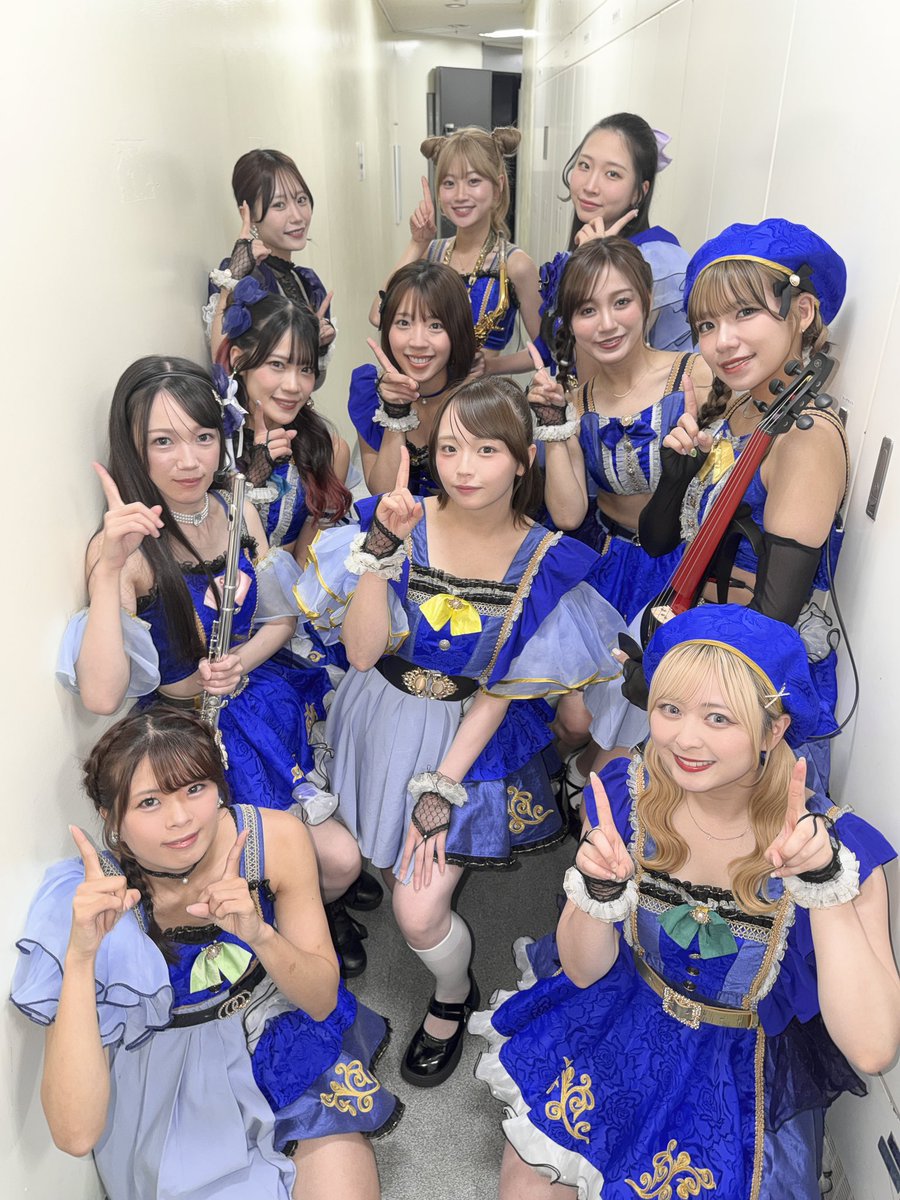 今日もありがとう💙 皆とのチェキでも沢山やぴてんポーズしました