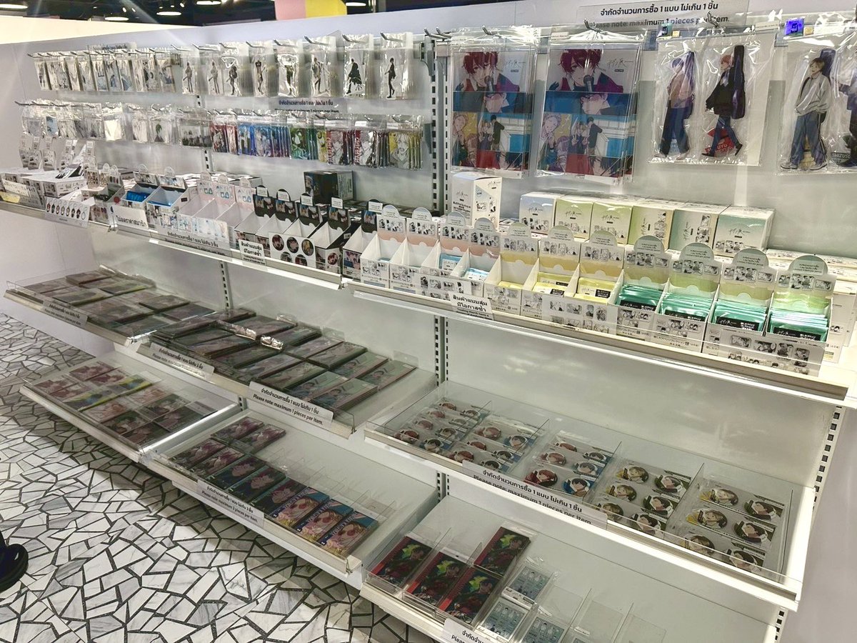 ELLEShop25's tweet photo. ในที่สุดที่ไทยก็มีงาน Given Exhibition แล้ววว 😭💕
แม้ว่าจะไม่ได้ยกมาจัดเต็มแบบญี่ปุ่น แต่ก็ถือว่าใหญ่กว่าที่คิดเยอะเลยค่ะ

— งานมีถึง 30.07.2026 เลยนะคะ แวะไปกันเยอะๆ น้า (เผื่อว่ากระแสดี เราจะได้ดูหนังภาคจบกันเร็วๆ นี้---)
📍animate Bangkok branch MBK center 7F https://t.co/ohuURXReds