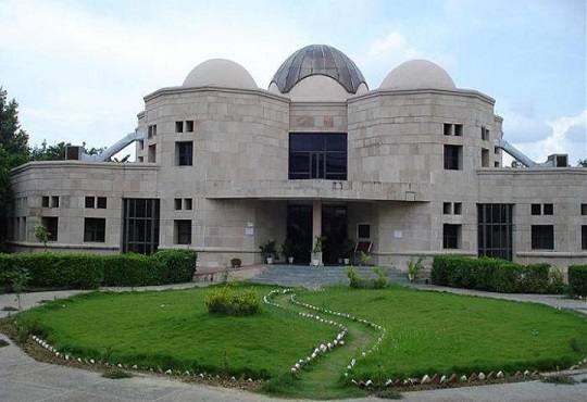 HigherEduReview's tweet photo. IIM Lucknow Invites Applications for Academic Assistant Posts
Read More: https://t.co/w07L12tz7H
#postgraduatedegree #AgriculturalEconomics #educationalqualifications https://t.co/PAOk9l6nrM