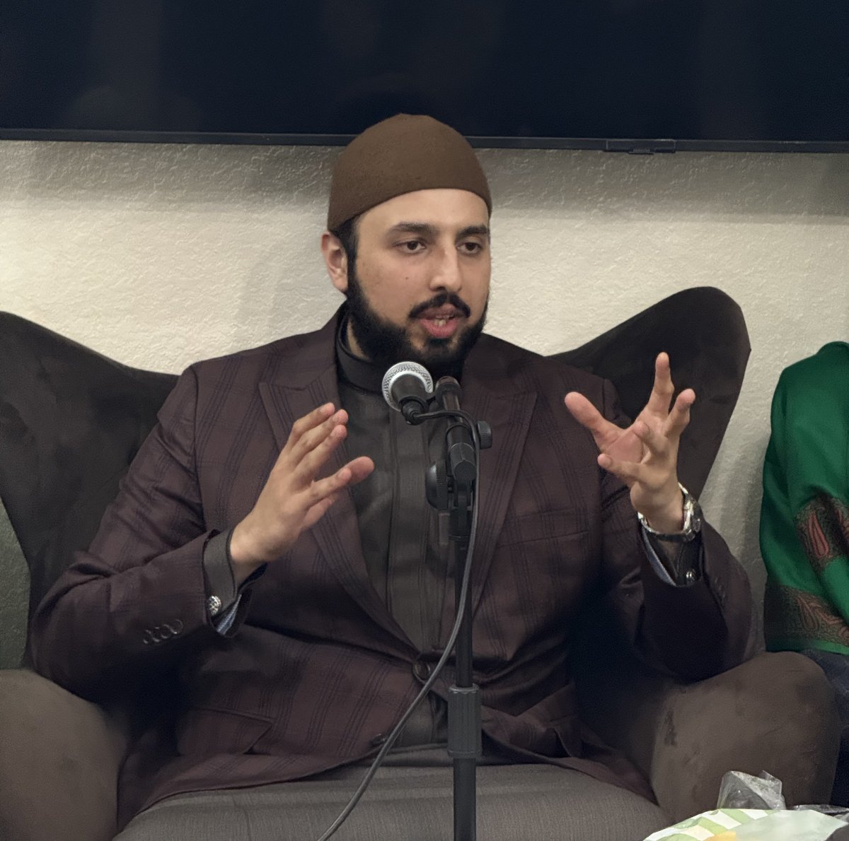 HammadQadriMQI's tweet photo. USA, Houston: Shaykh Hammad Mustafa al-Madani al-Qadri attended a meet & greet session with members of Minhaj-ul-Quran Houston along with other community members.

The event was attended by Zafar Iqbal Khan, Dr. Faisal Iqbal Khan, Syed Ali Abbas Bukhari (President, Minhaj-ul-Quran UK), Sharjeel Ahsan (General Secretary, MQI USA), Azeem Mirza (Senior Vice President MWF Europe), Syed Imad Mohiuddin Pasha, Dr Qamar Al Azhari, Imam Mohammed El-Farooqui, Nasir Khan, Allama Muhammad Afzaal Qadri, Allama Hafiz Saeed ul Hassan, Dr. Khurram Khan, Yasar Khan, Bilal Khan, Nabeel Mohsin, Abdul Aziz and other members of Minhaj-ul-Quran Houston.

#ShaykhHammadQadri #Meet&Greet #Houston #Texas #TheSirahAndModernTimes #IslamicEvent #HMQ #USA2026