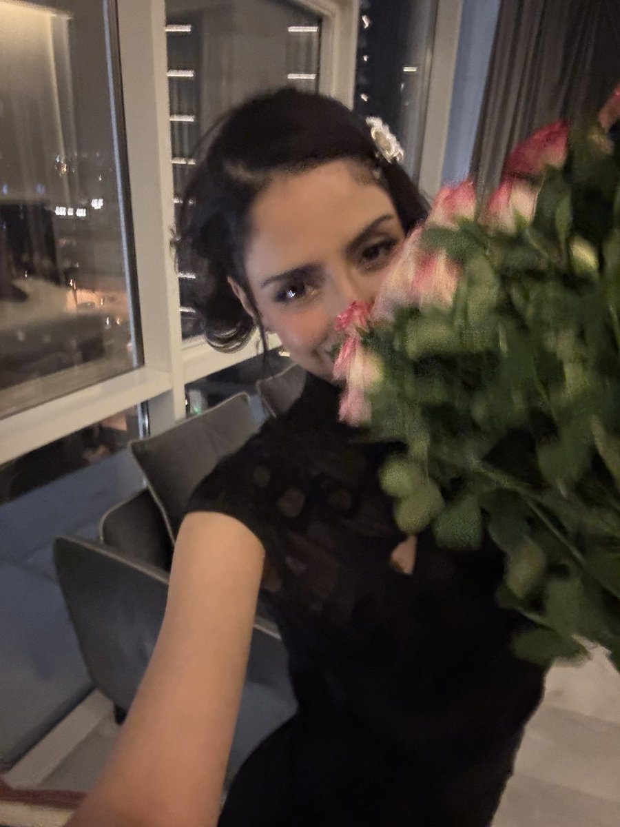 arrivedercici's tweet photo. Happy birthday to me and all that… but can we please focus on the red bottoms??😭 I sacrificed my back for these pictures https://t.co/zrxuS5D9RT
