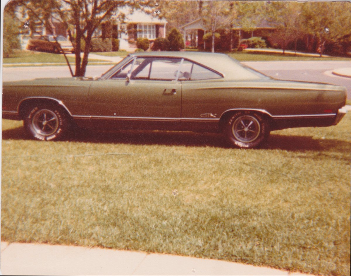 CrisBeveridge's tweet photo. @67gta390 The Dart was subsequently sold and replaced with a ‘69 GTX 440 4 speed that ran very well! https://t.co/r1qLqGXhrD