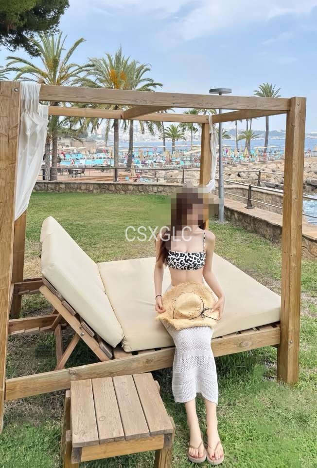 CSXGLC's tweet photo. 0755深圳，近期寻量大精浓的兄弟同好上门打胶对象的鞋袜或者内衣，对象23岁169，身材附图，无下限重口随便玩，高素质、礼貌兄弟欢迎滴滴！ https://t.co/M552eBMDUK