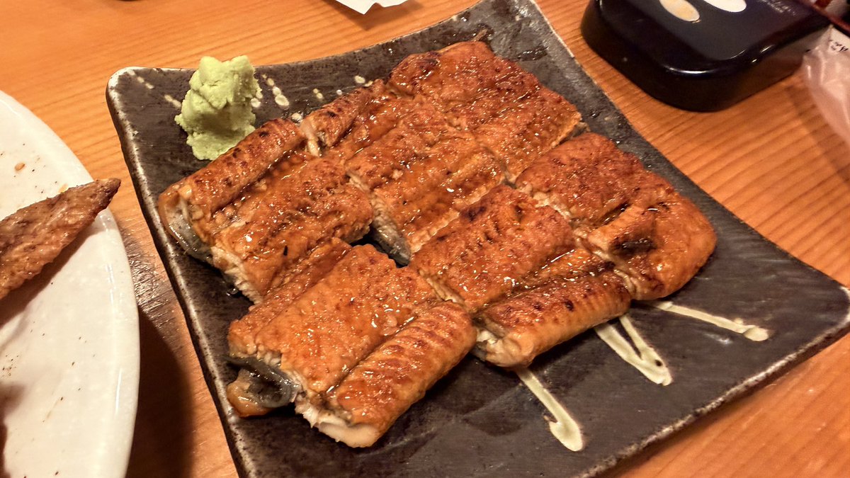 ParisSakuraFF14's tweet photo. 寿司屋だが、不思議に呑むぞ😁️ https://t.co/id4o5MQGq5