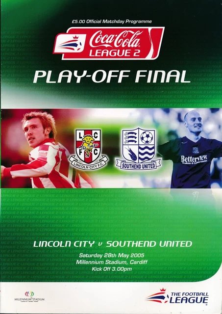 HFTL1884's tweet photo. 𝗡𝗔𝗠𝗘 𝗧𝗛𝗜𝗦 𝗘𝗟𝗘𝗩𝗘𝗡 👀

Can you name the starting XI from the 2004/05 League Two play-off final?

📅 28 May 2005
⚽ Southend United 2-0 Lincoln City

No cheating… how many can you get? 🔴⚪

Bonus point if you can name the bench too! 😏

#UTI https://t.co/mXTlol3quu