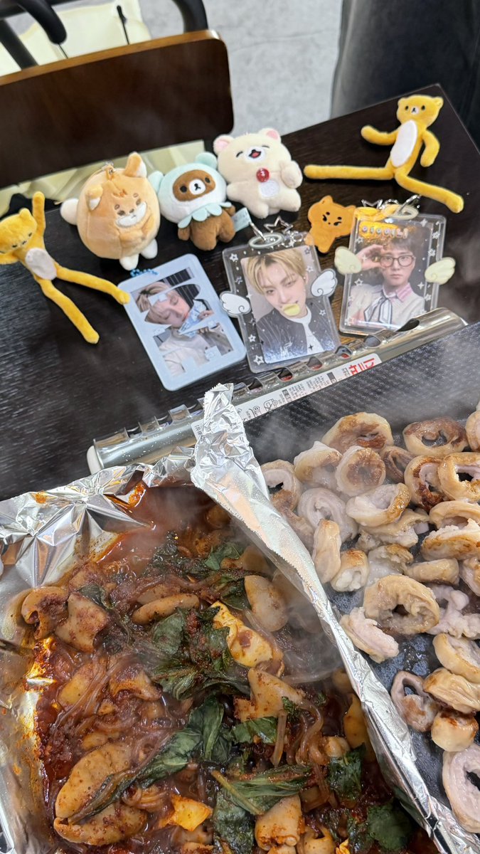 allniging's tweet photo. 송정역 동대문곱창 
나 돼지냄새 되게 잘맡는데 냄새 1도 안나고 개ㅐ마싯슴 양도 많아서 볶음밥 못먹었다 .. 또 가야돼 https://t.co/0kJVIEKOJf