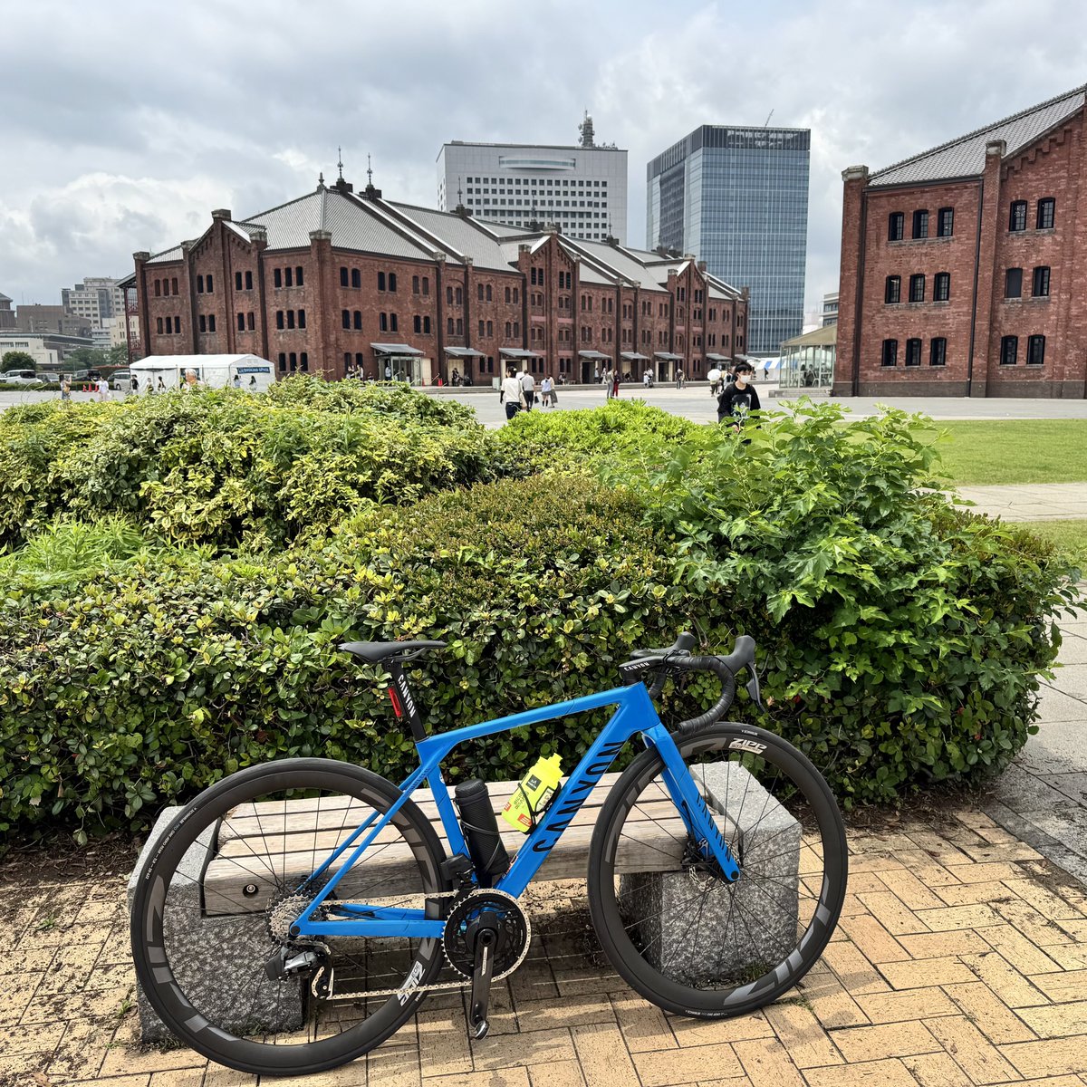 ZZTOP2026's tweet photo. 久しぶりに天気ギリ持ちそうだったので横浜までライド🚴‍♂️
#ダイエット継続中 https://t.co/cwwoNDvmiR