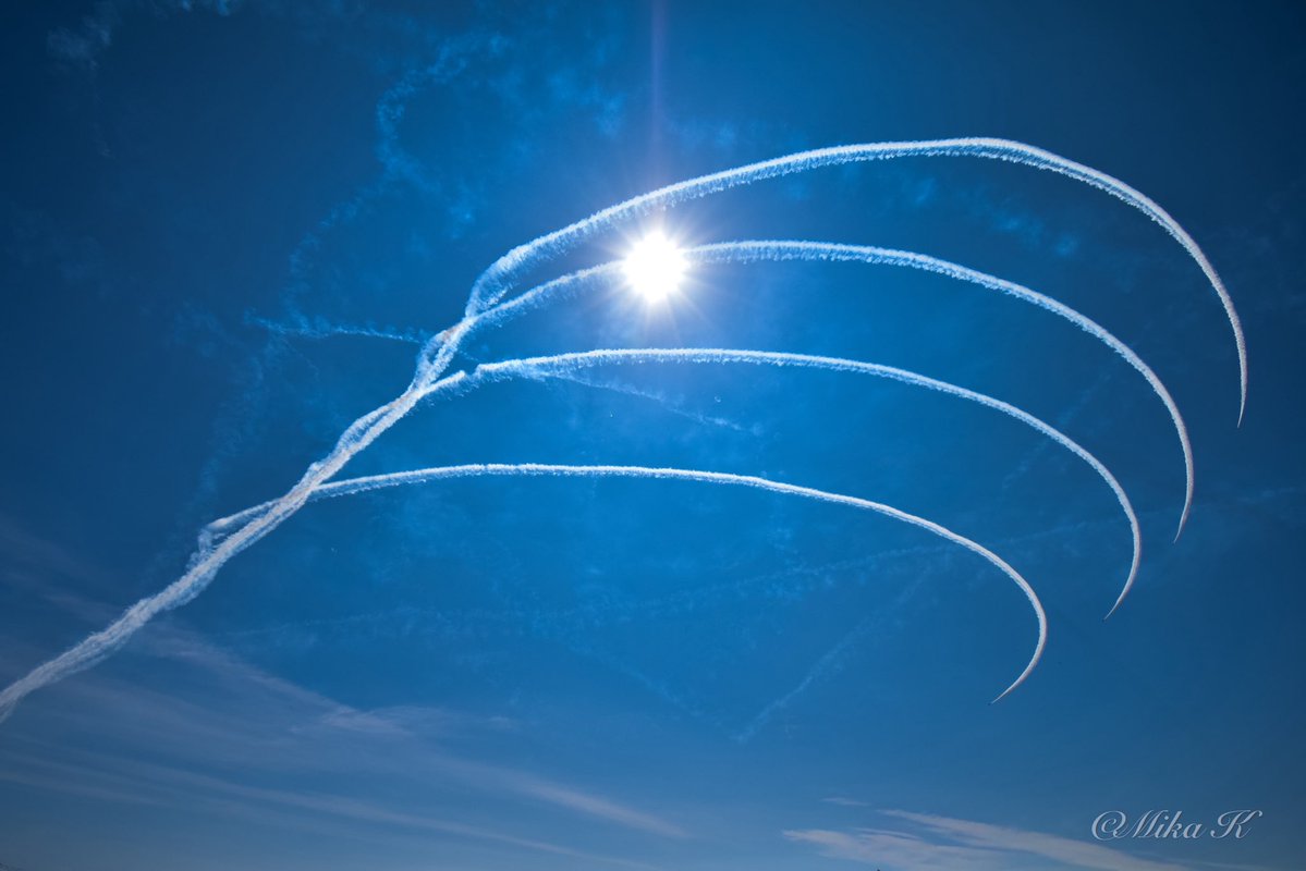 contrail_mk's tweet photo. 2023.9月撮影

夢を乗せて
大空に

#blueimpulse #ブルーインパルス #夢 
#大空 #感動 https://t.co/xSes68nYS4