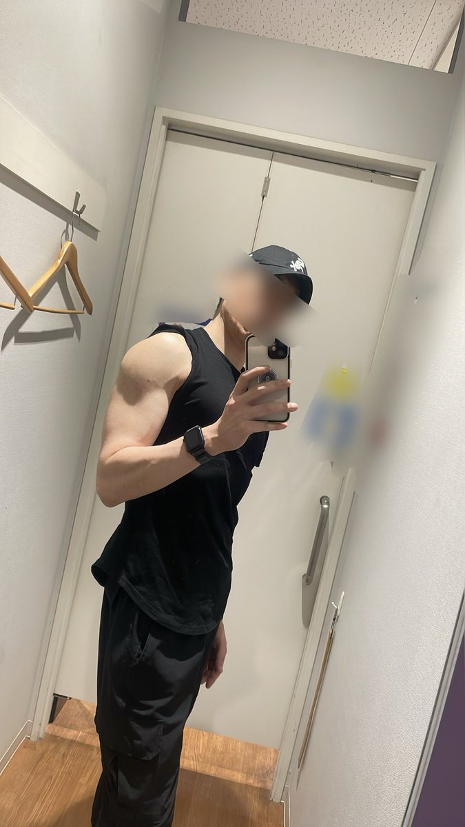 EnglishBodymake's tweet photo. 本日のワークアウト終了☑️
肩、三頭、背中ちょっと、有酸素
#筋トレ https://t.co/osJnAb115o