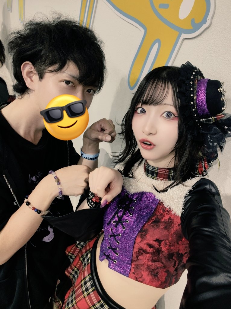 XFA_33's tweet photo. #見た人強制自己紹介
去年もやったけど🙄
年齢：こう見えて38
住所：📸コストピア
誕生日：0215
身長：174
体重：現身長のシンデレラ
体力：1日だけなら完徹まだいける
苦手：いっぱい
趣味：コスプレ。📸。推し活
視力：ガチャ目
聴力：普通
声質：音域広い
酒：大好き
タバコ：付き合うくらいなら https://t.co/nO5bFrI1at