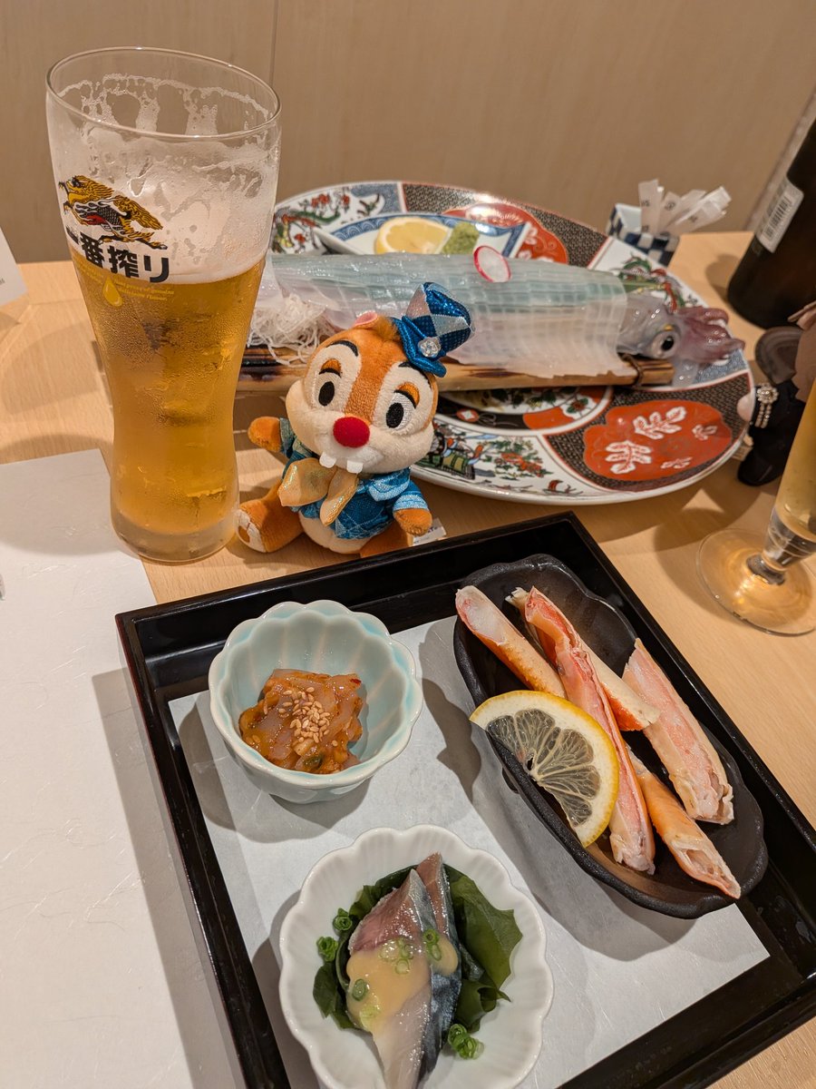 skyusausa's tweet photo. お通しが豪華なんやけど！ https://t.co/w1VwzKtsG1