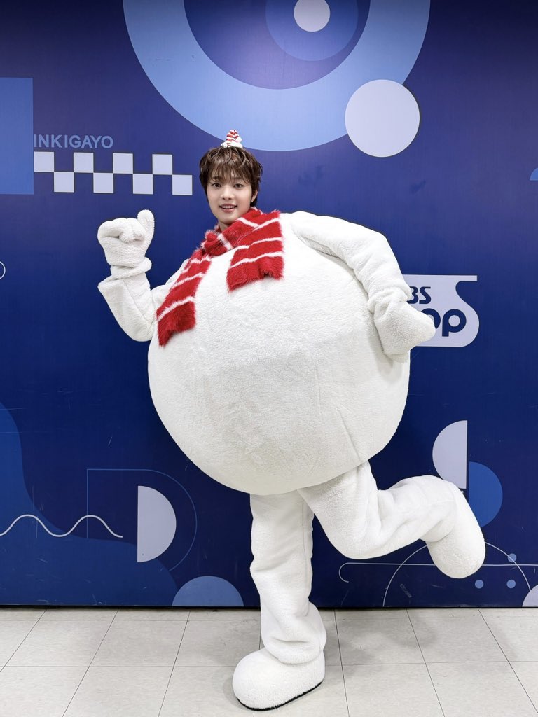후짱☾⁹ tweet media