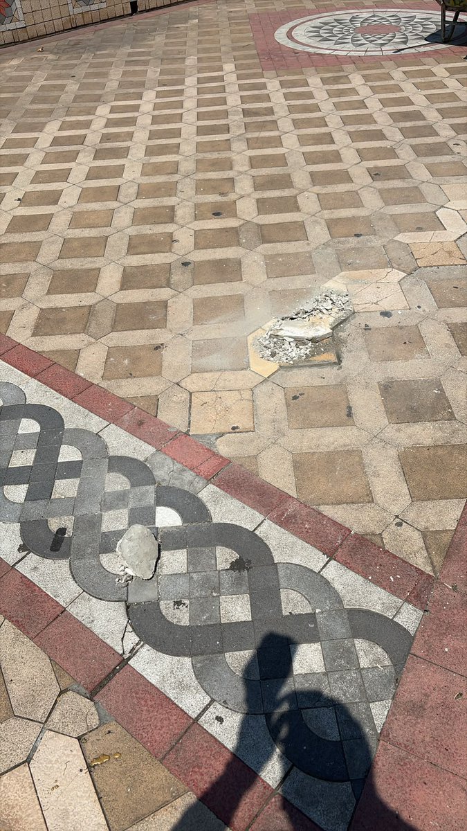 kocaelibld's tweet photo. Değirmendere Sahili’nde bakım ve tamirat çalışmalarımızla ortak yaşam alanlarımızı özenle yeniliyoruz. 🌿 https://t.co/nMQpSWEFOh