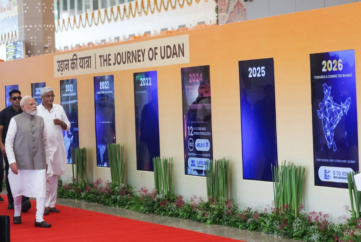 BJP4India's tweet photo. प्रधानमंत्री श्री @narendramodi ने आज राजस्थान के जोधपुर एयरपोर्ट के नए टर्मिनल भवन का उद���घाटन किया।

यात्रियों को बेहतर सुविधाएं देने के साथ-साथ, इससे पूरे राजस्थान में पर्यटन, व्यापार और आर्थिक अवसरों को भी बढ़ावा मिलेगा।

अगली पीढ़ी के इंफ्रास्ट्रक्चर और देश के हर हिस्से को जोड़ने के मोदी सरकार के संकल्प की बदौलत भारत का एविएशन सेक्टर लगातार नई ऊंचाइयां छू रहा है।

#PMModi4ViksitRajasthan