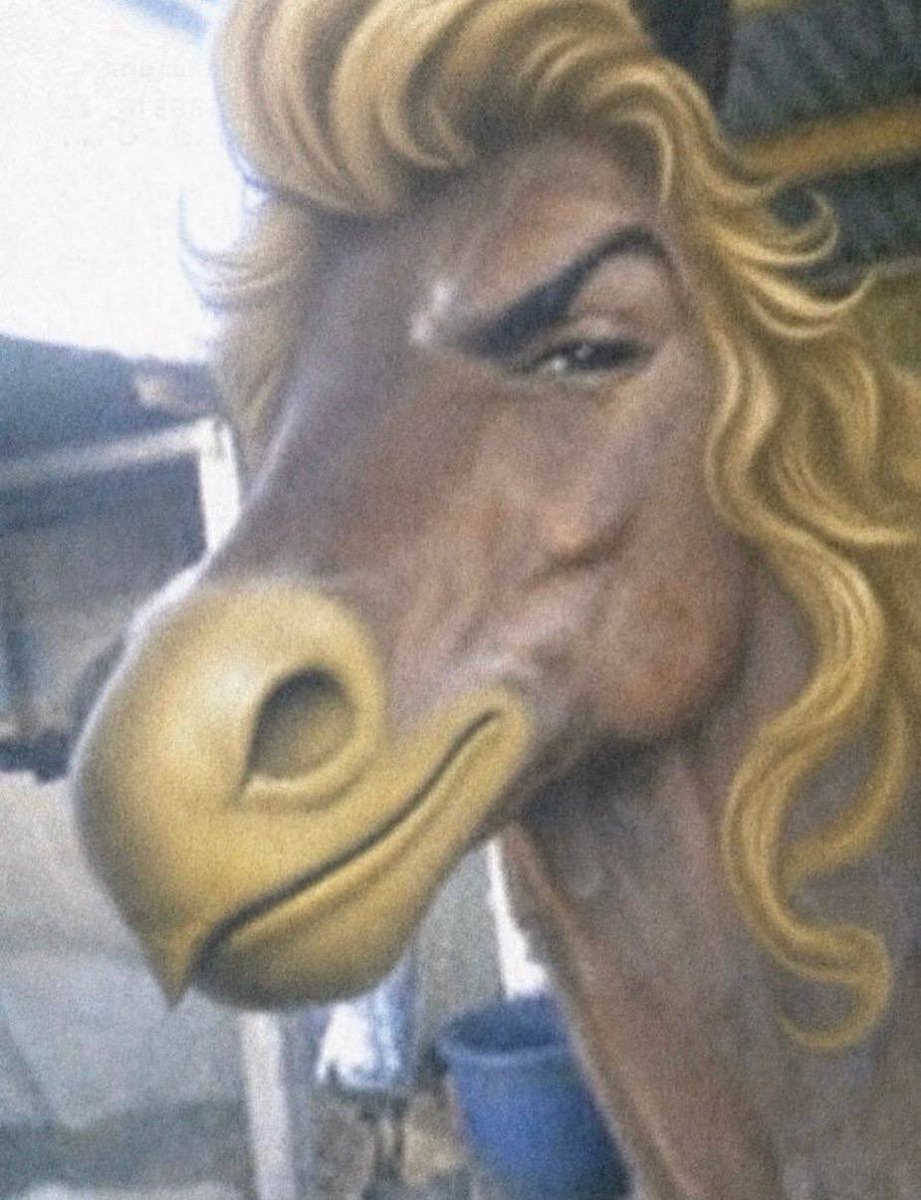 1auans's tweet photo. horses can hit about 40 to 45 mph at a full gallop

bulls tops out around 25–35 mph. https://t.co/A7gteL1NRq