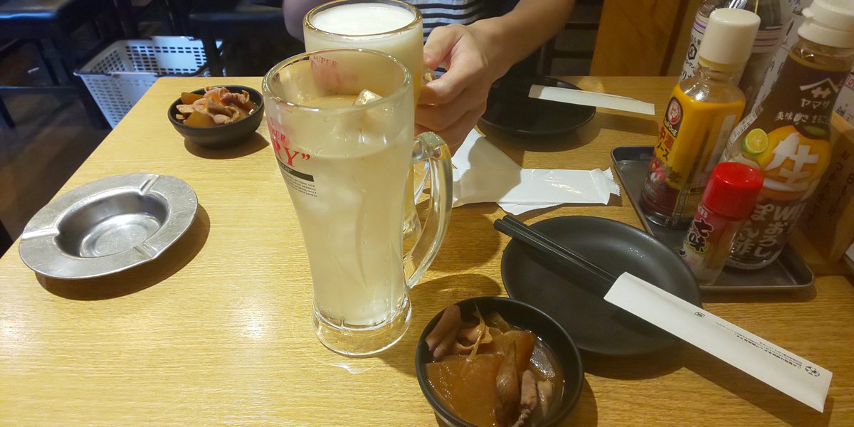 Reeze_BPSR's tweet photo. オフ会前に一杯🍻 https://t.co/Lpp7KbVea1