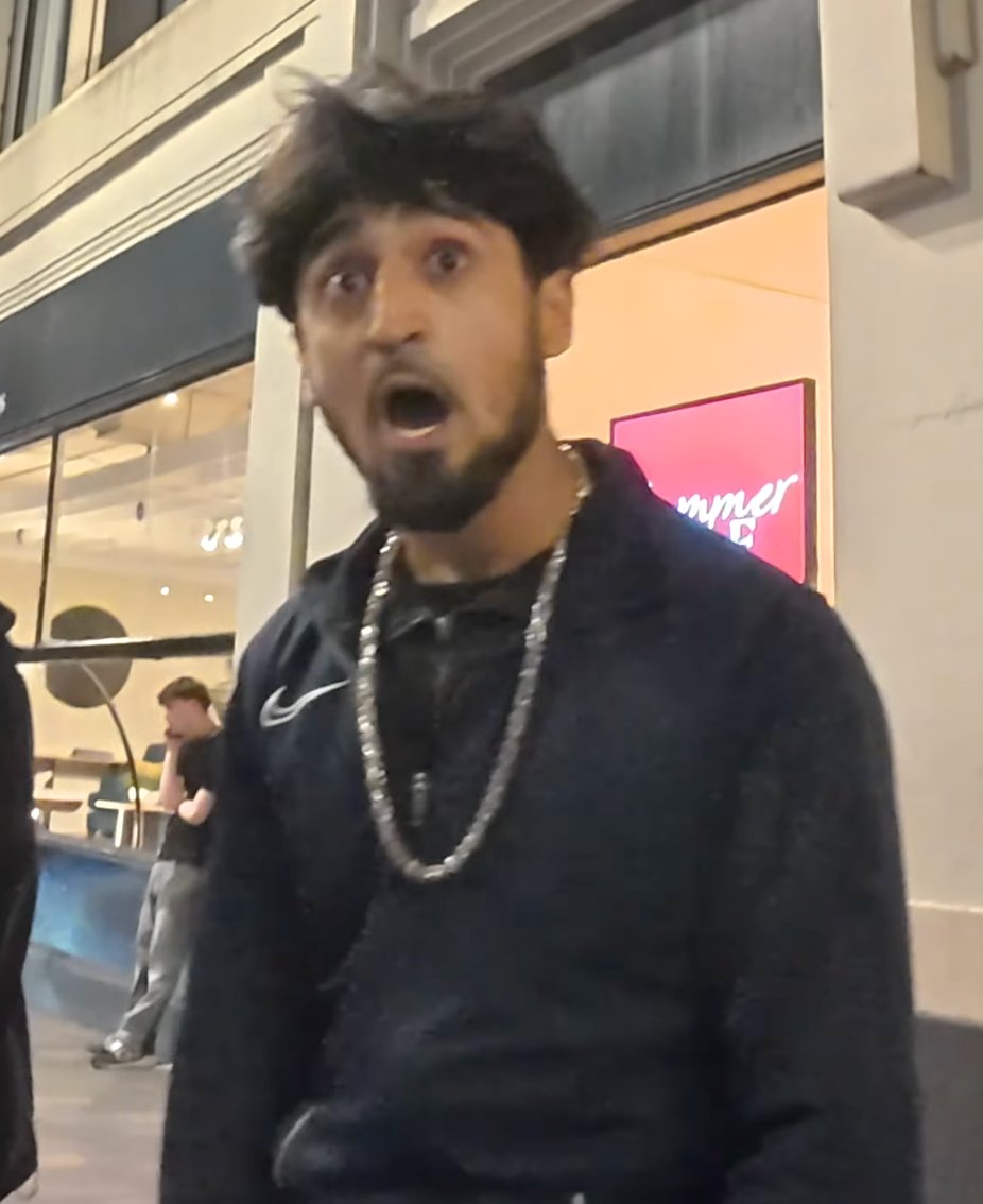 auditreviewer's tweet photo. @KnockoutAudit the UK is a shit hole.

This is a perfect representation of the UK in 2026.
Low IQ animals.

Offspring of Pakistani rape gang members thinking they're tough guys, because the police are all anti-white.

FUCKED. https://t.co/1kaDsAFvJS