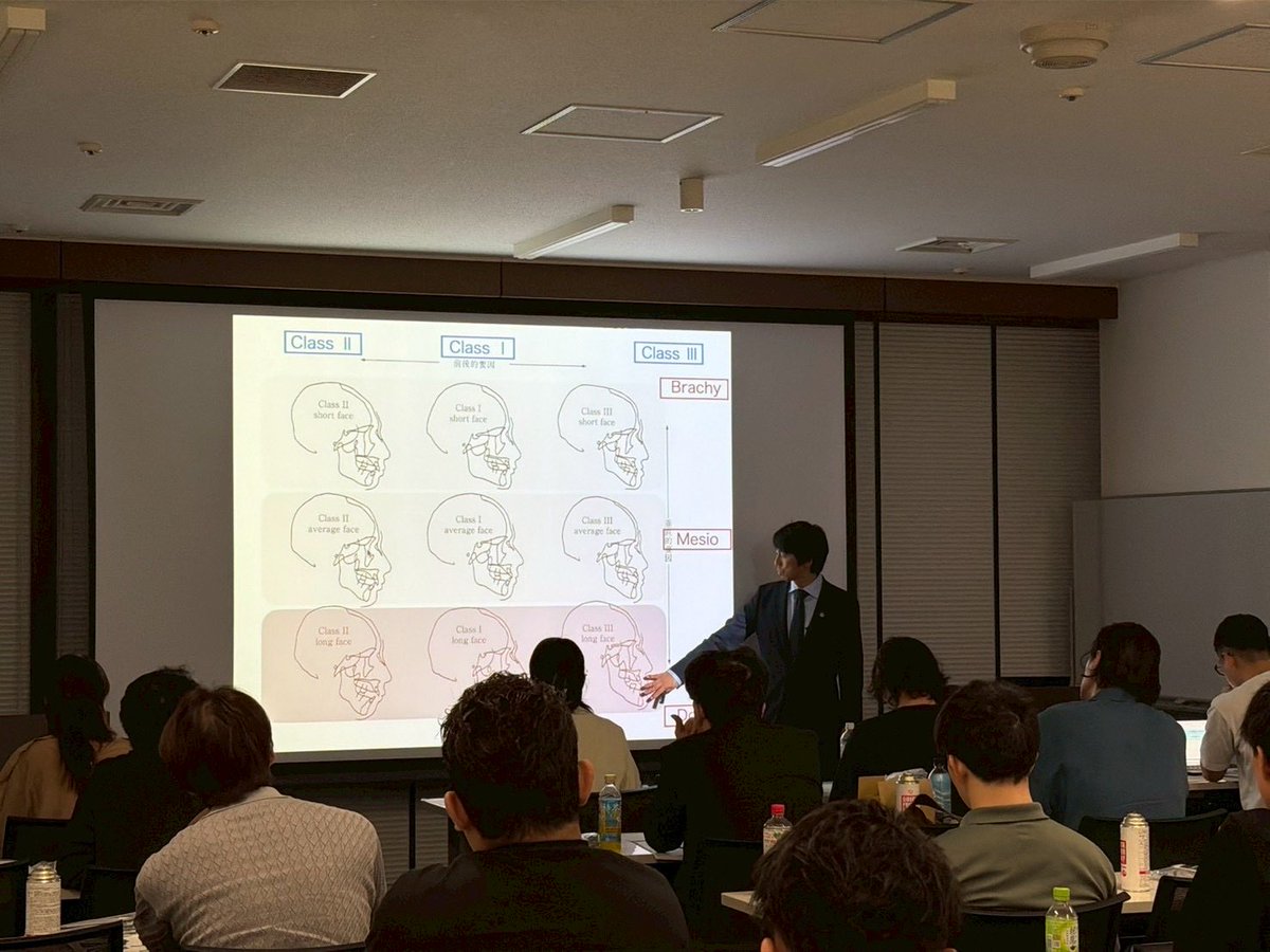 yuichiortho's tweet photo. DABS 東京　
DAY2

内容
セファロ分析
治療計画立案
CASE select
マルチブラケット
ワイヤー結紮

矯正を勉強したいGP向けの矯正セミナーです。

来期、募集しております。

https://t.co/kSZNyWusI8 https://t.co/TV0r9CbbKe