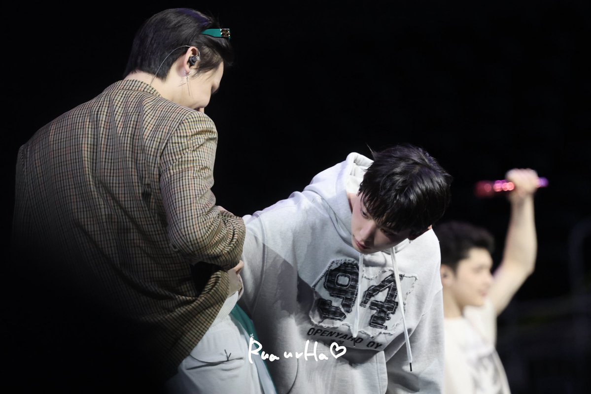 RuaurHa's tweet photo. 하루라스 뭐햌ㅋㅋㅋ https://t.co/UkJipUny8a