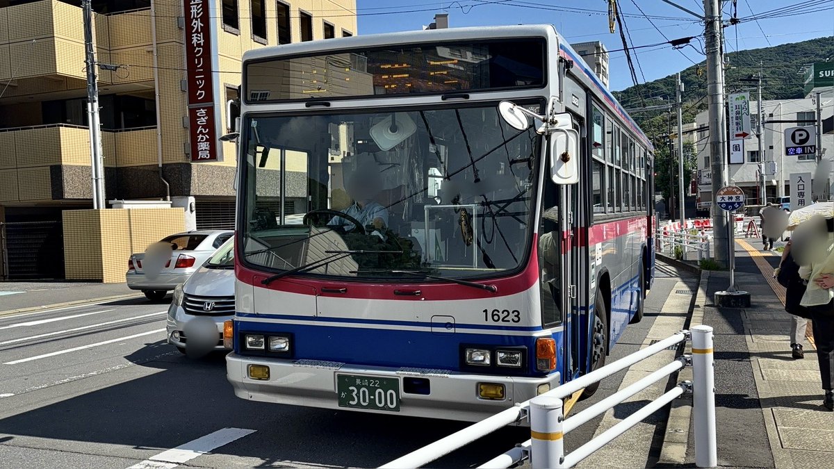 ワンマン灯　バス まだ橙色LEDの短尺キュービック。 活躍はもう少しかもしれませんが