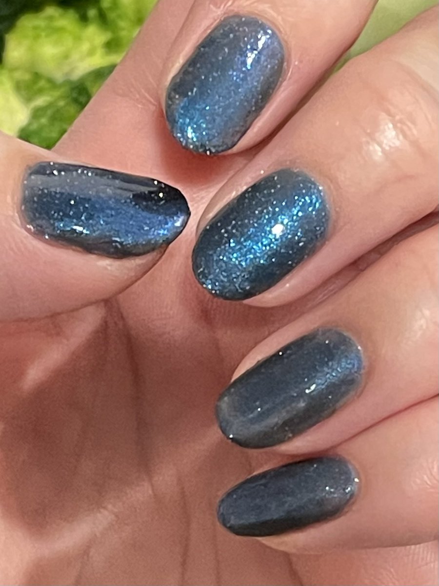 h0_krk's tweet photo. bee's knees lacquer The Flood https://t.co/RZbGfG5kIo