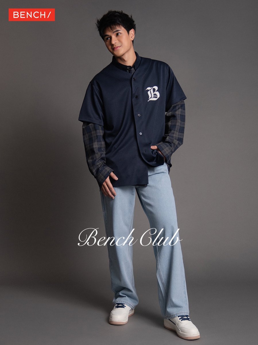chilestelle's tweet photo. DUSTIN BENCH SOLO BILLBOARD
#DustinYu #BENCHClub https://t.co/JJx16HBWxO