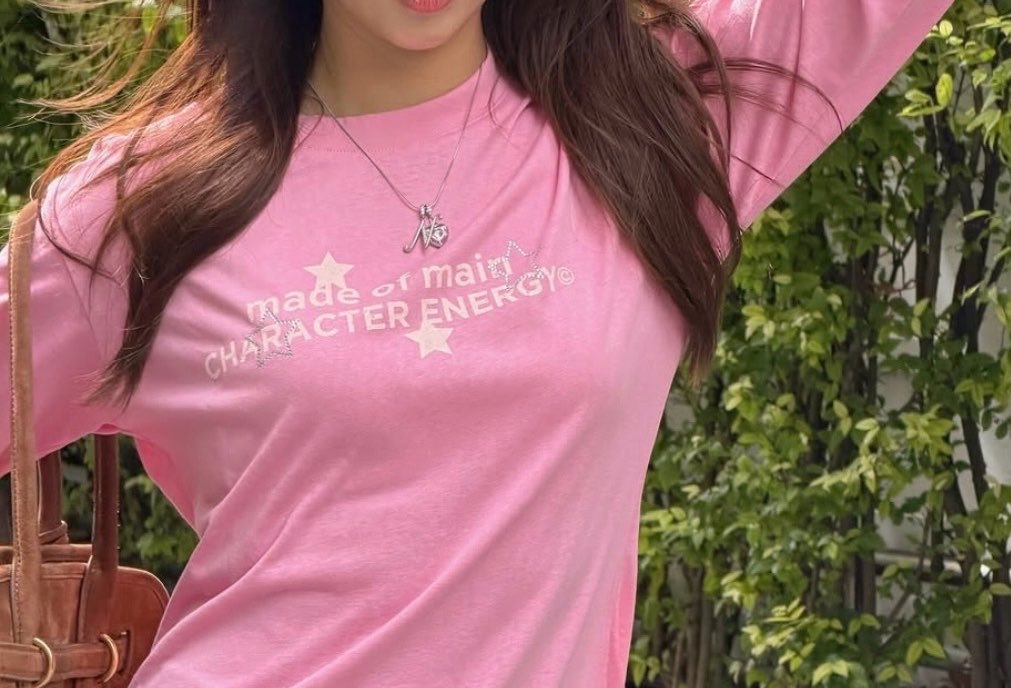 sonhosaurus's tweet photo. ช่วงนี้เห็นหลายแบรนด์ไทยทำเสื้อแขนยาวแบบนี้แล้วน่ารักม้ากกก🤏🏻 เป็นเสื้อที่หยิบมาใส่ชิลๆสบายๆ match ง่ายด้วย โทนสีก็น่ารักก👚⭐️🩰 https://t.co/yz39pUBRpc
