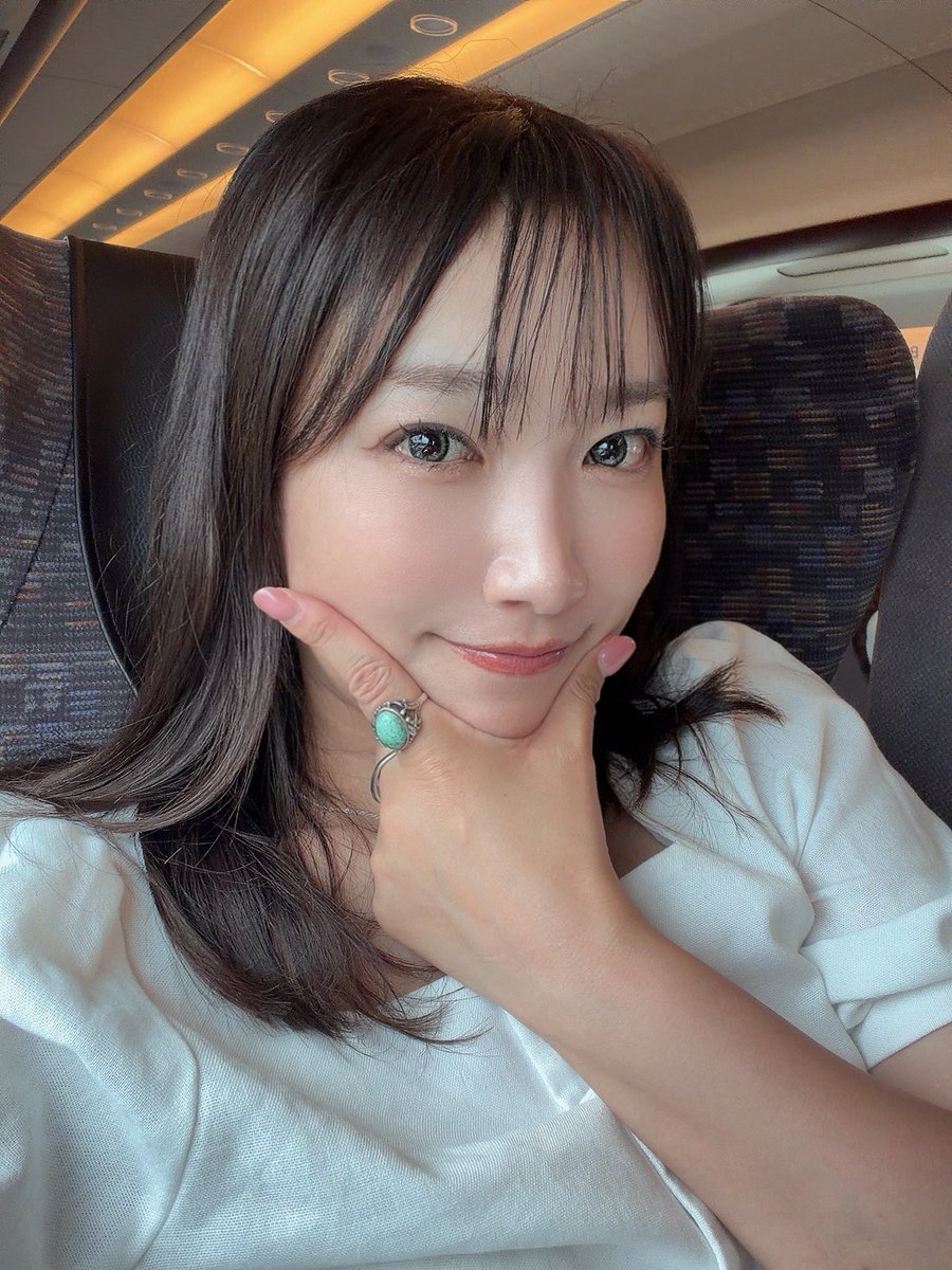 sugar_masami's tweet photo. 📍ベガビック1130豊川店さま
7月4日(土)

▶️7/7 クロロ調査隊チームS
▶️7/11 工藤らぎちゃん🫶

店内はお昼過ぎから稼働がぐんと上がり
いろんな台で反応してたりねばられてたり
しっかゆチャンスが散らばってるように見えました🙆‍♀️

そして朝からいろんな方に会いにきていただけて
本当に本当に嬉しかったです！🥲
ありがとうございました！！

PR