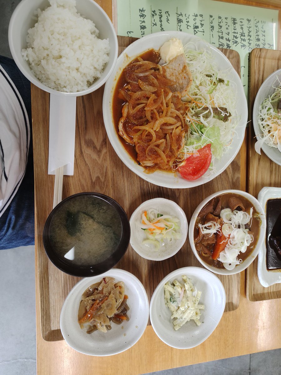 KiyoStyle0729's tweet photo. 今日はときごはんで昼食を取って東光院で御朱印を貰いマゼンタースでクレープを食べてきた😀お腹パンパン😅 https://t.co/aMyf6GEsWe
