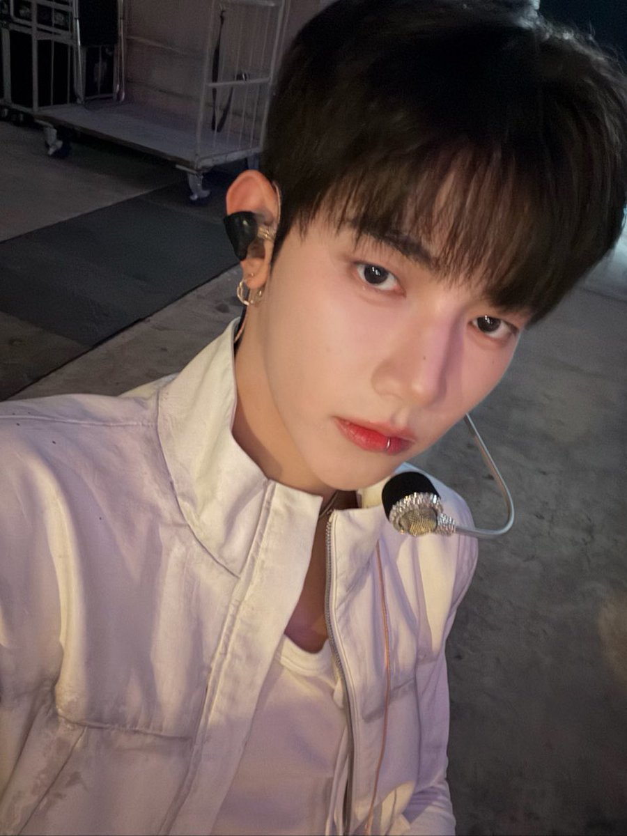 binbaohao's tweet photo. good morning baobao https://t.co/BKmvLKknzC