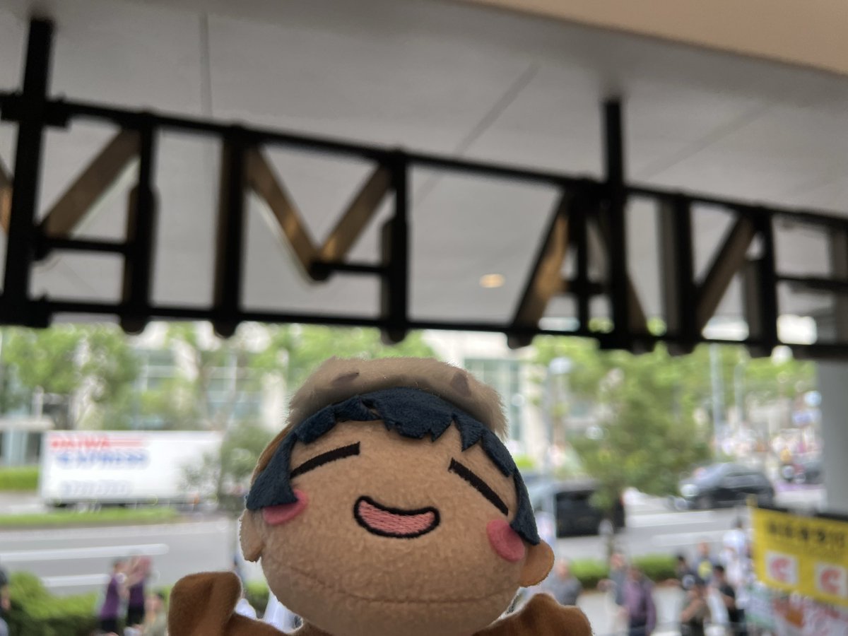 negifuta's tweet photo. 入場！
センターの端っこだけどめっちゃ見やすいじゃん https://t.co/f1QSWt7jqM