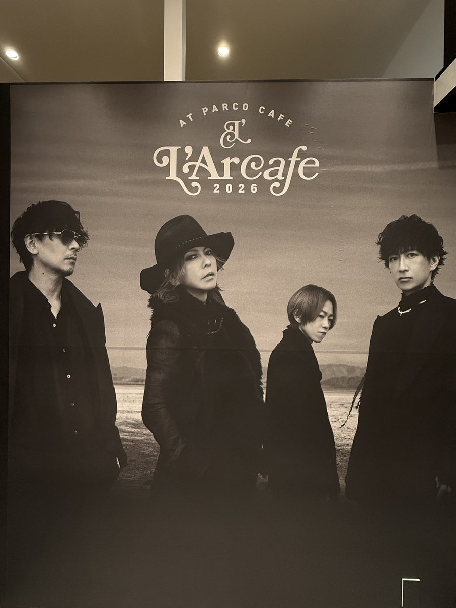 EDEN0511's tweet photo. やっと行けたラルカフェ🌈
デザートとドリンクを主に注文しました🍨
コースター被りなし‼️

お店のまわり、ポケモンとかジャンプショップとかアニメ系のお店ばっかりの中にラルク🌈ww
楽しかった♡ https://t.co/SI3WPk2hbb