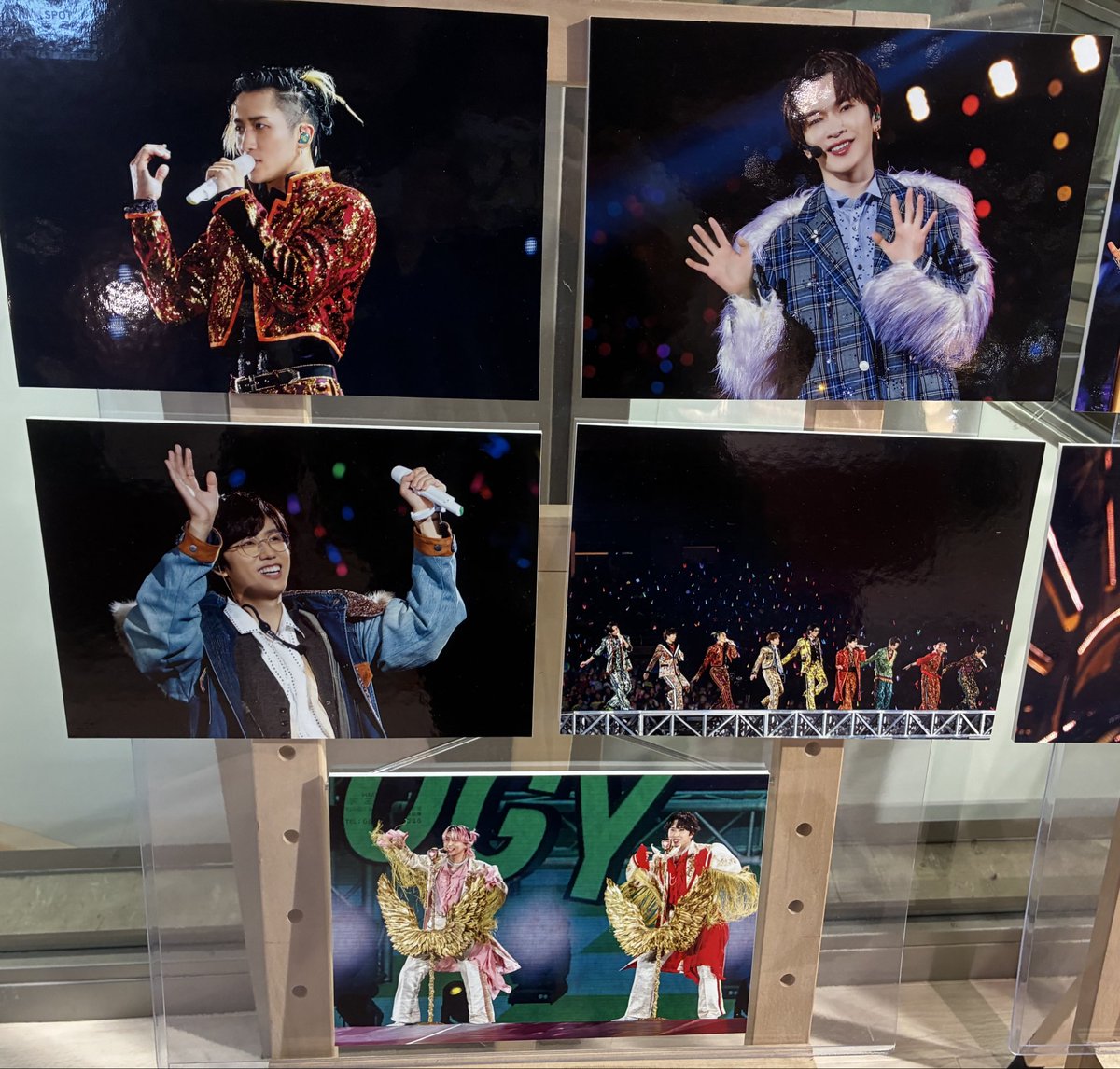 HMVのパネル展のおすそ分けです♡ 色々な事情で行けない方にどうぞ