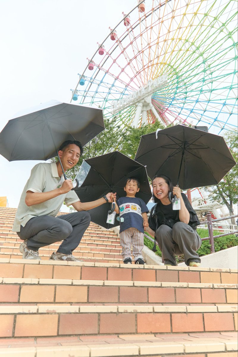 suntory_gdakara's tweet photo. 大阪府の「ひらかたパーク」にて、
親子いっしょに楽しめる日傘体験イベントを
開催しました！

明日5（日）も、イベント実施予定です☂️

「おやこひがさ」の無料レンタルは、
8/31（月）までの期間中
いつでもお気軽にお使いいただけます💚

#グリーンダカラ 
#おやこひがさ大作戦 https://t.co/hb3XVwjMdq