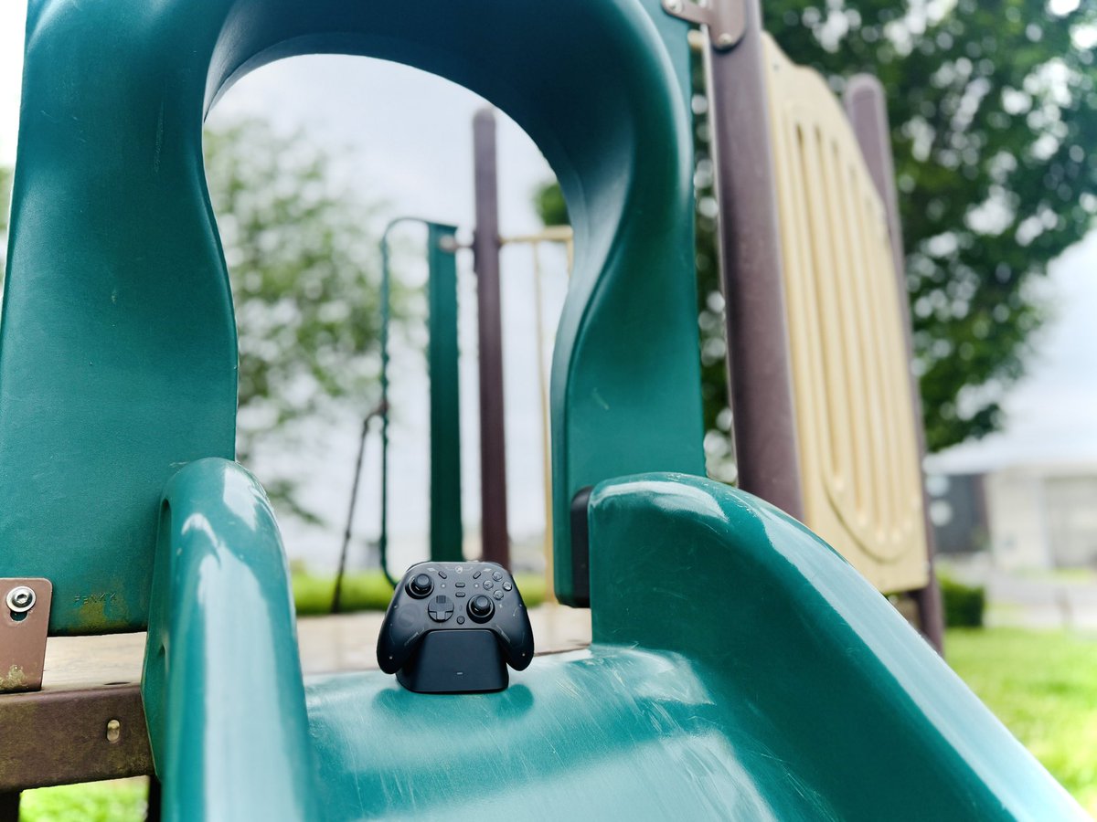 aeia_820's tweet photo. ゲームパッドを勝ったので慣らし散歩しました🐕 https://t.co/AUeU4JFKbE