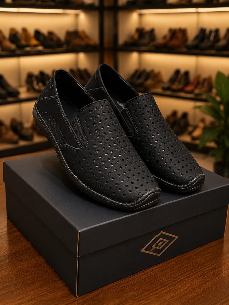 Khaleephyakasai's tweet photo. I have these beautiful Shoes at an affordable Prices of 32k.
Location Kano 
Delivery Nationwide
Contact 08031126110 https://t.co/VaVI3CkHEz