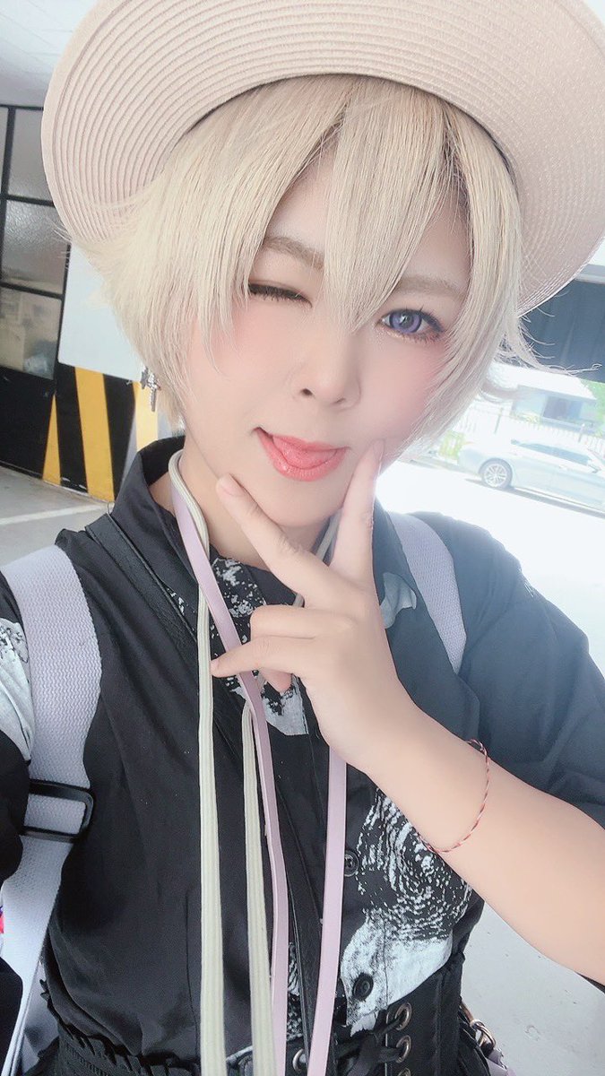 juri_kouduki's tweet photo. 今日のライブハウスに移動中〜
配信したいけどタイミング取れないう〜 https://t.co/KYTlXBha3g