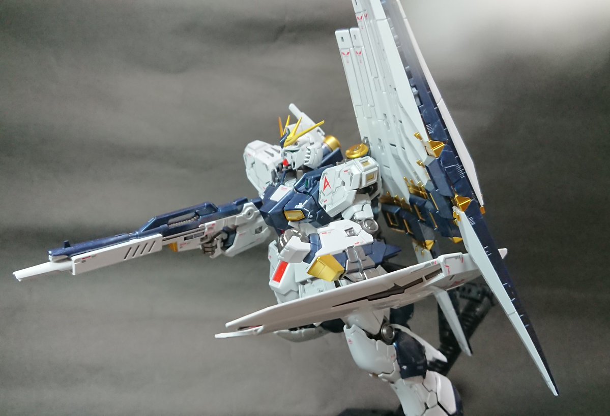 EpsilonGundam's tweet photo. #νガンダムあつまれ
去年の夏に作ったRGのチタニウムフィニッシュ https://t.co/8zkiQON8VT